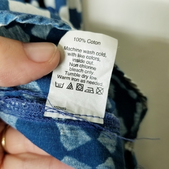J. Crew Peasant Top Tie Neck Blue White Geometric Design‎ Cotton Size 10 EUC - Picture 6 of 12